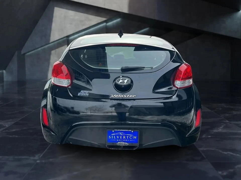 2016 Hyundai Veloster - Image 5 of 20