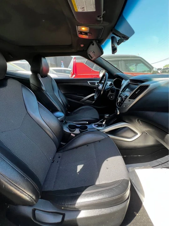 2016 Hyundai Veloster - Image 13 of 13
