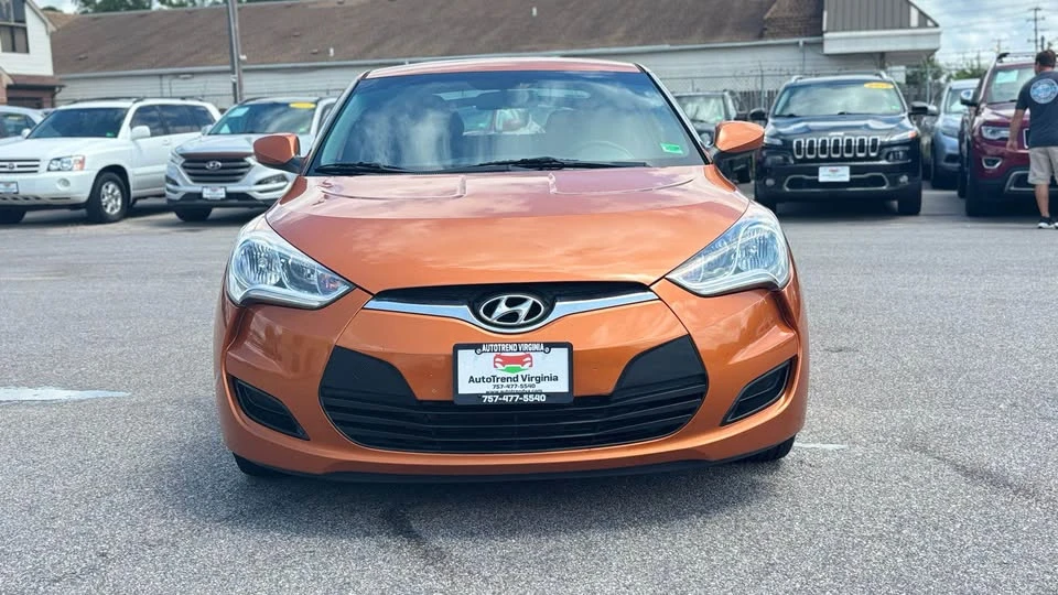 2016 Hyundai Veloster - Image 2 of 14