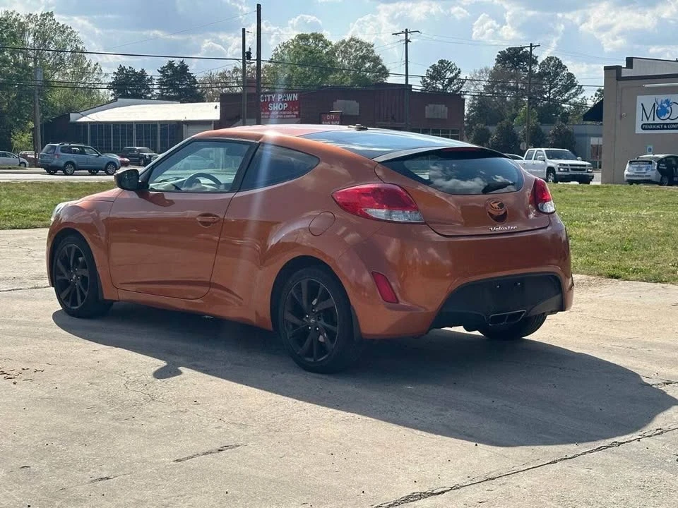 2016 Hyundai Veloster - Image 6 of 14