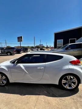 2016 Hyundai Veloster Coupe 3D