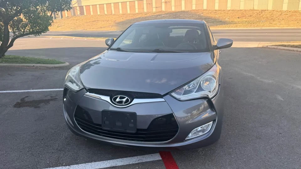 2016 Hyundai Veloster - Image 3 of 20