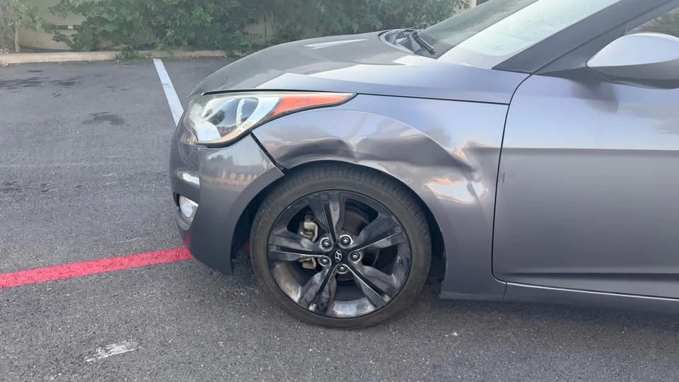 2016 Hyundai Veloster - Image 11 of 20