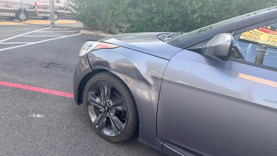 2016 Hyundai Veloster - Image 12 of 20