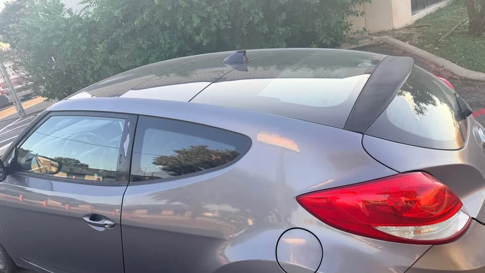 2016 Hyundai Veloster - Image 13 of 20