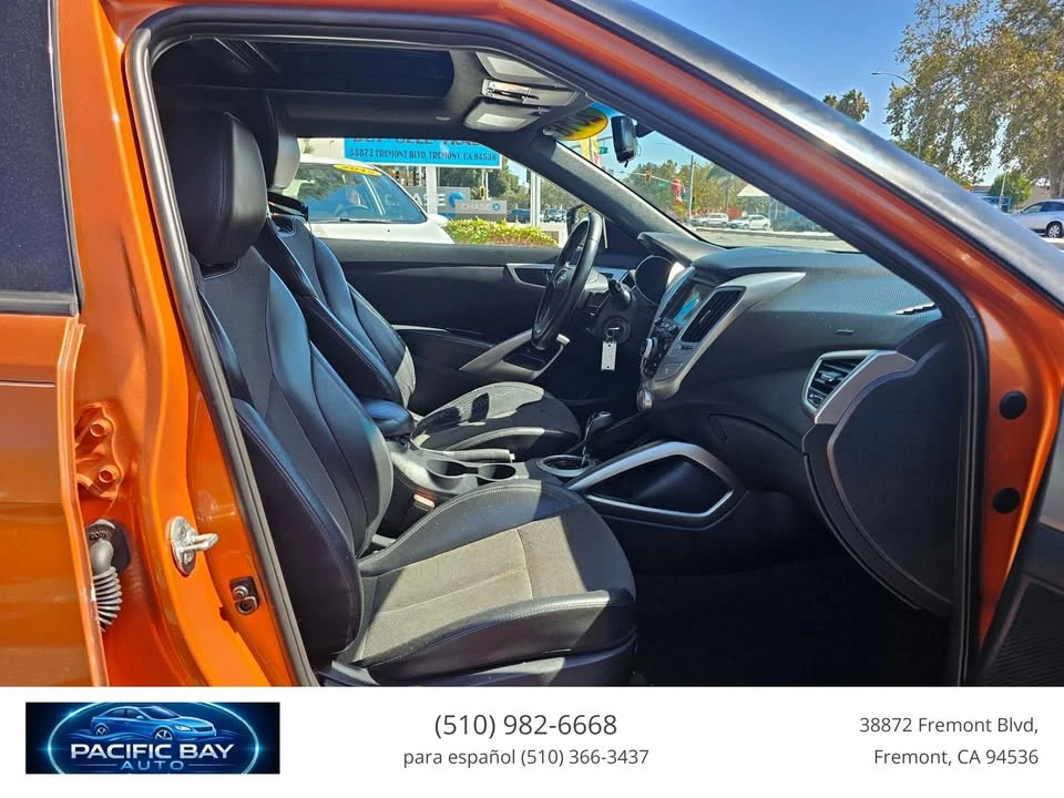 2016 Hyundai Veloster - Image 13 of 20