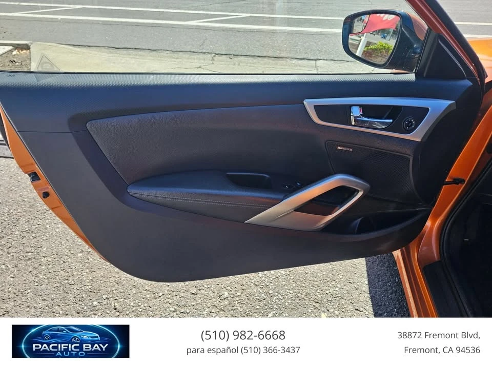 2016 Hyundai Veloster - Image 9 of 20