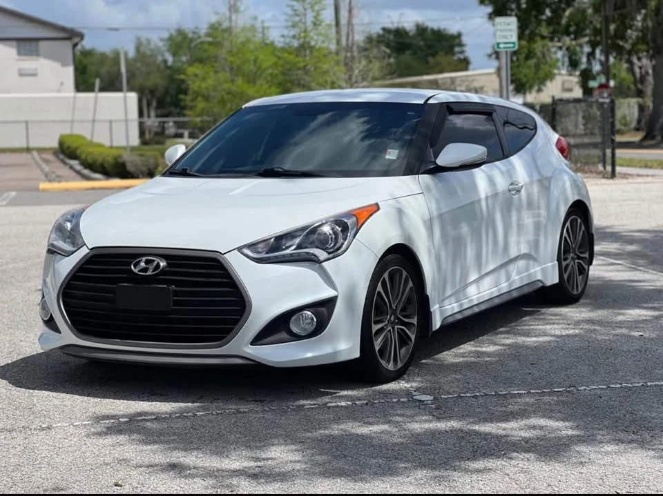 2016 Hyundai Veloster - Image 3 of 16