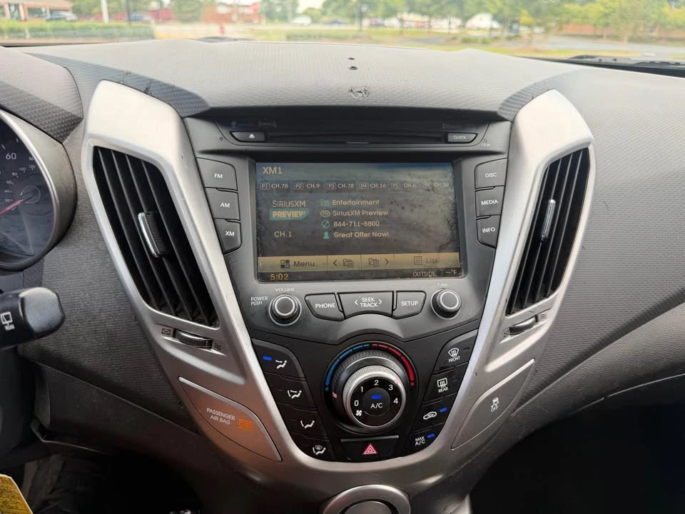 2016 Hyundai Veloster - Image 20 of 20
