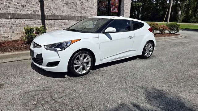 2016 Hyundai Veloster Coupe 3D