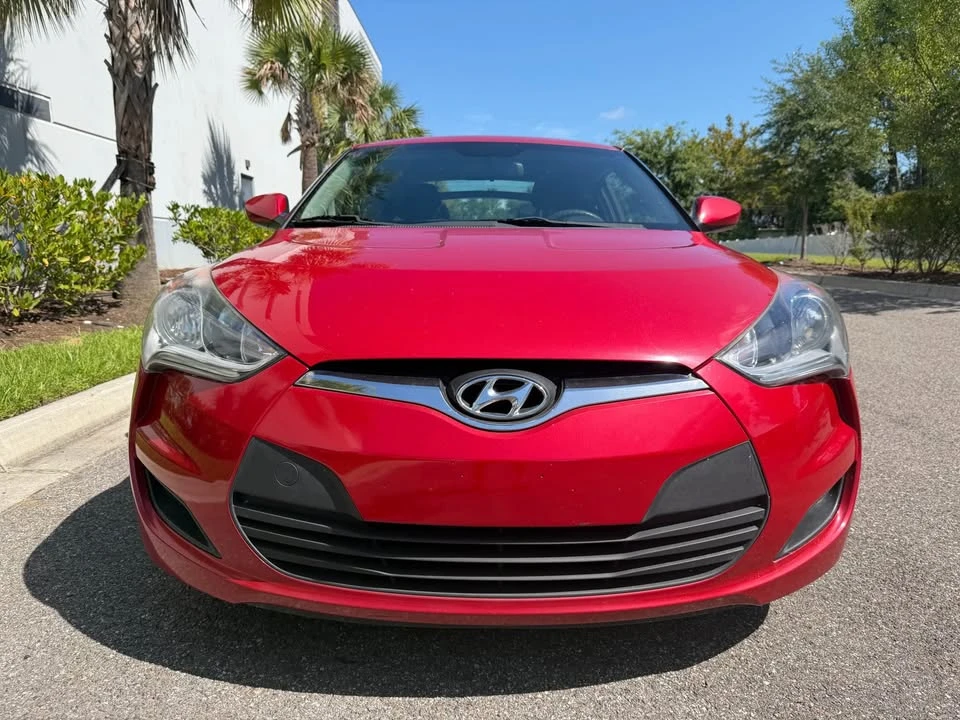 2016 Hyundai Veloster - Image 2 of 20