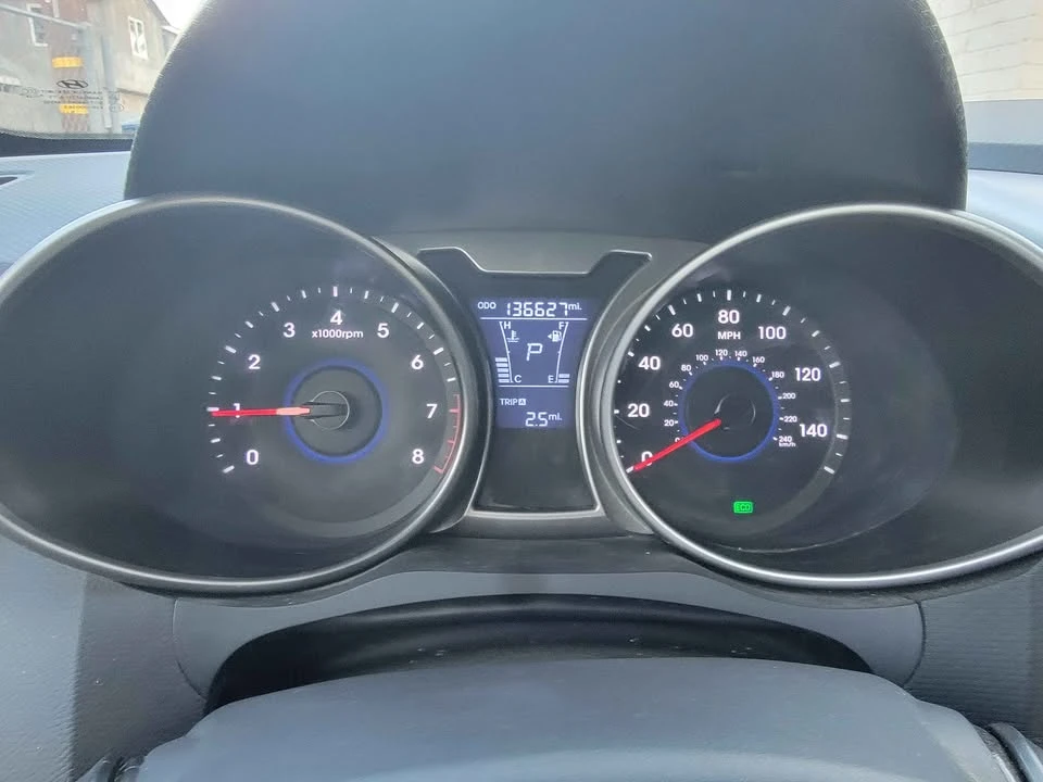 2016 Hyundai Veloster - Image 12 of 13