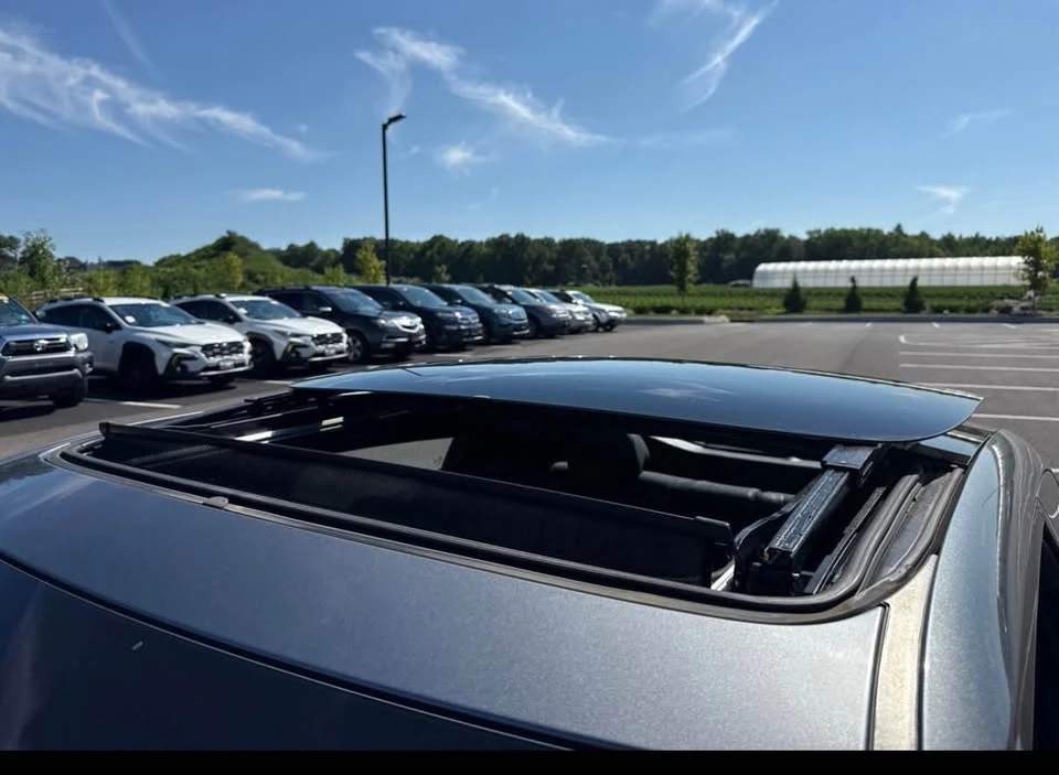 2016 Hyundai Veloster - Image 7 of 12