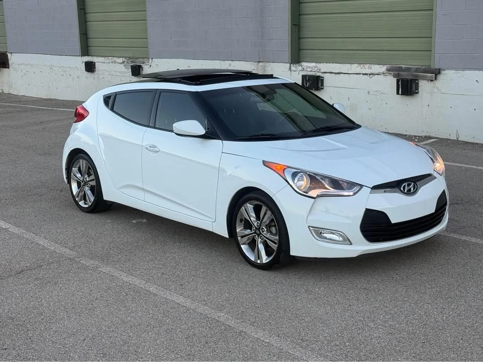 2016 Hyundai Veloster - Image 3 of 19