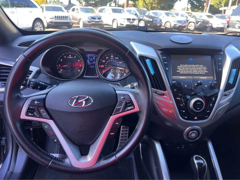 2016 Hyundai Veloster - Image 14 of 16