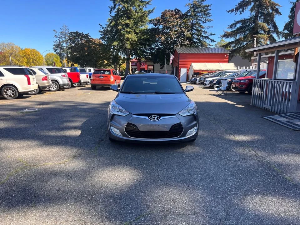 2016 Hyundai Veloster - Image 2 of 16