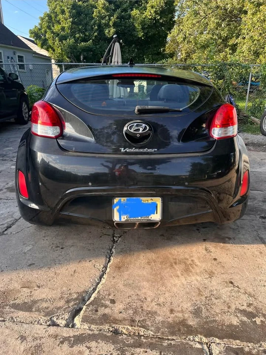2016 Hyundai Veloster - Image 3 of 9