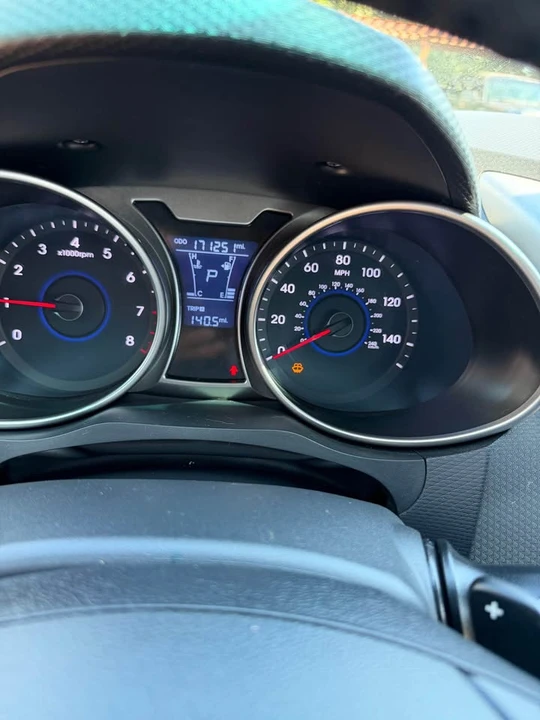 2016 Hyundai Veloster - Image 6 of 7