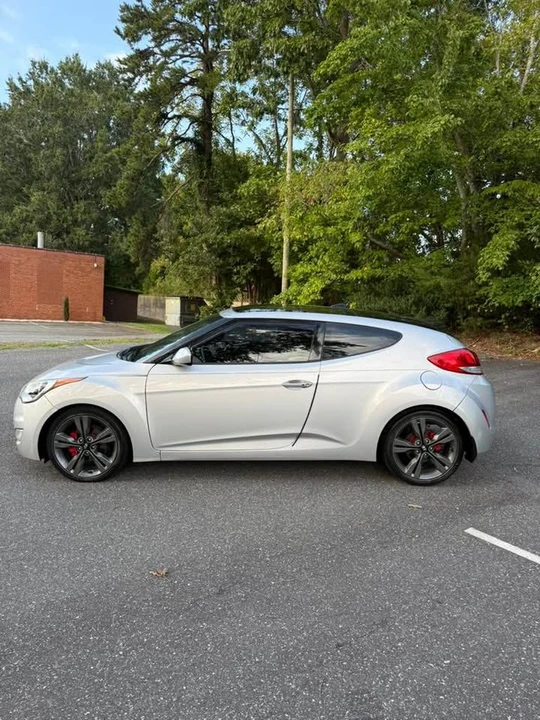 2016 Hyundai Veloster - Image 4 of 14