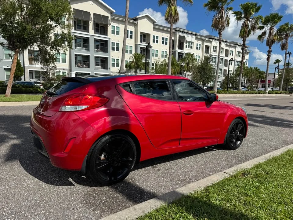 2016 Hyundai Veloster - Image 6 of 9