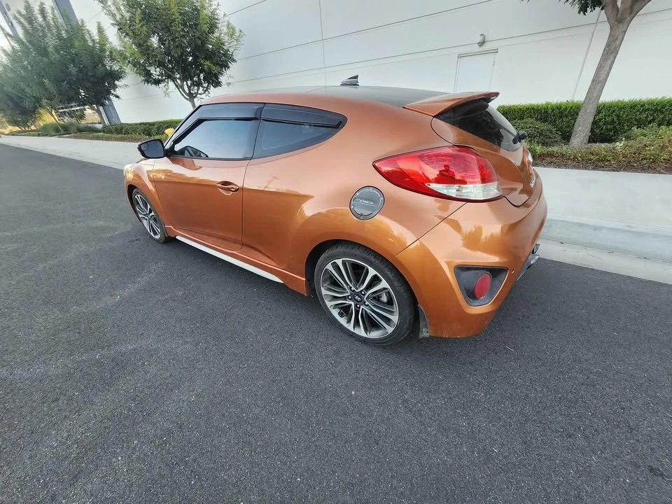 2016 Hyundai Veloster - Image 5 of 14