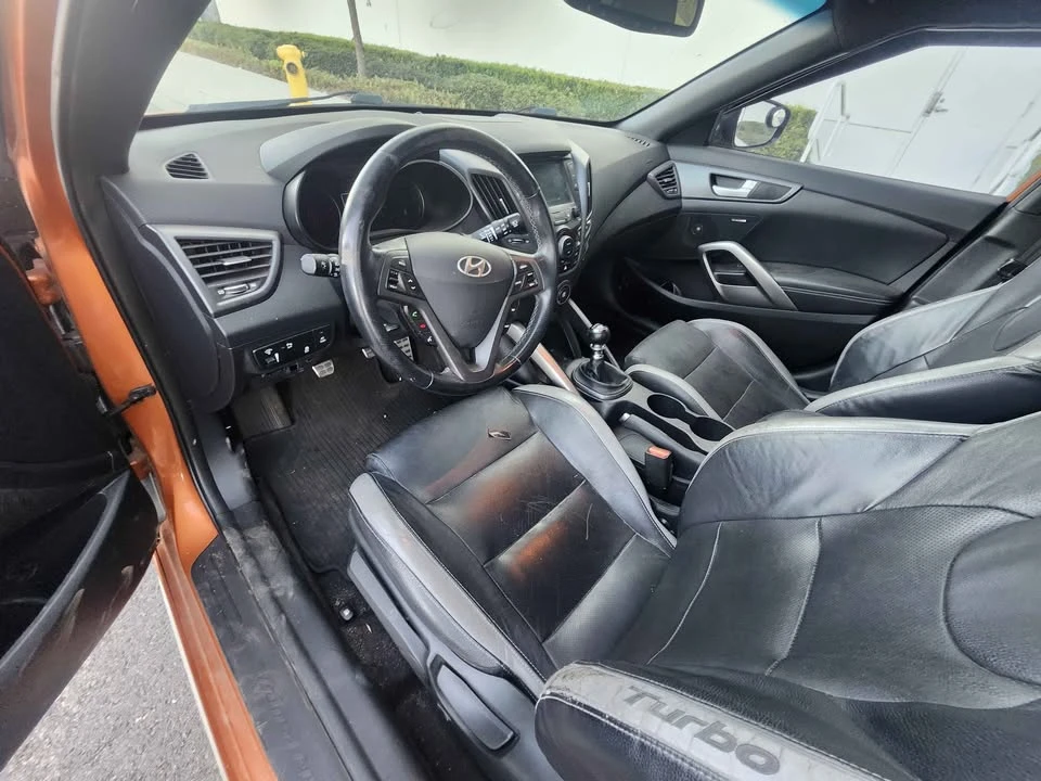 2016 Hyundai Veloster - Image 9 of 14