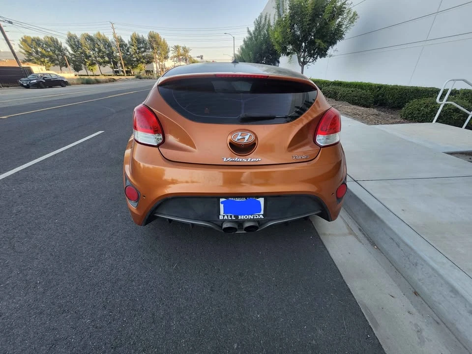 2016 Hyundai Veloster - Image 8 of 14