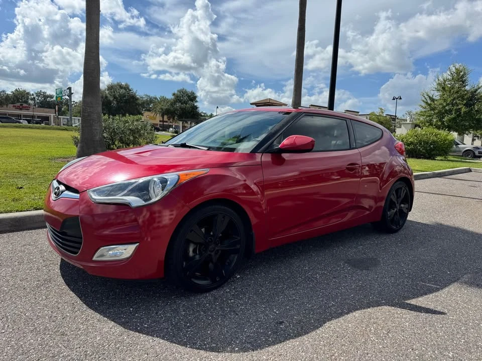 2016 Hyundai Veloster - Image 7 of 9