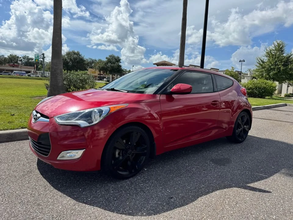 2016 Hyundai Veloster - Image 4 of 9