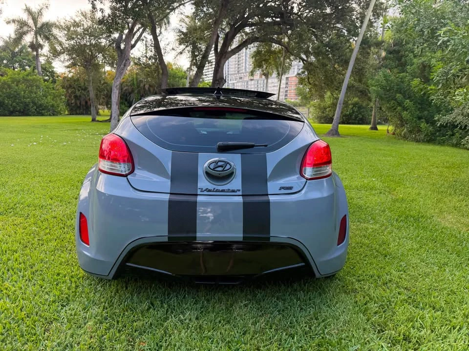 2016 Hyundai Veloster - Image 6 of 12