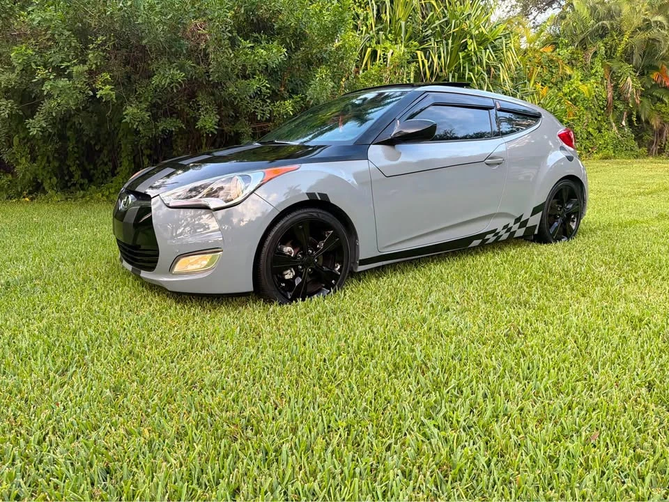 2016 Hyundai Veloster - Image 3 of 12