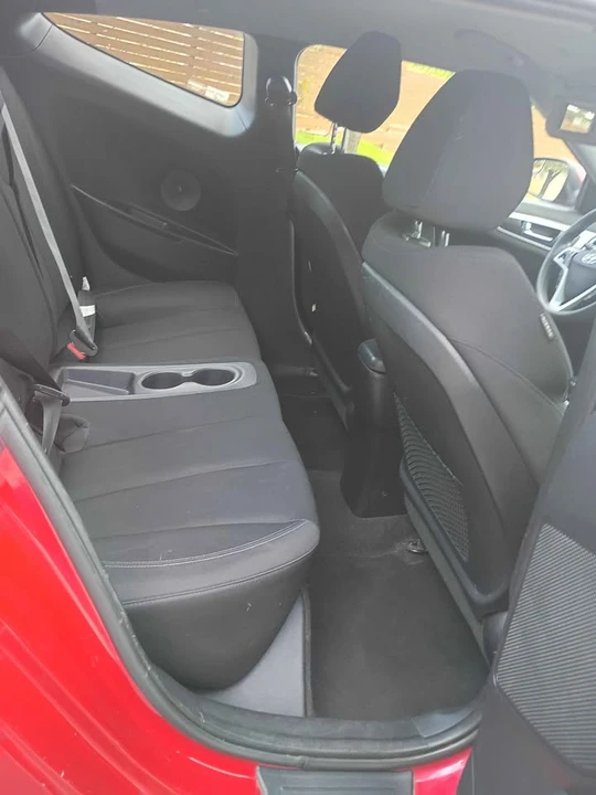 2016 Hyundai Veloster - Image 6 of 12