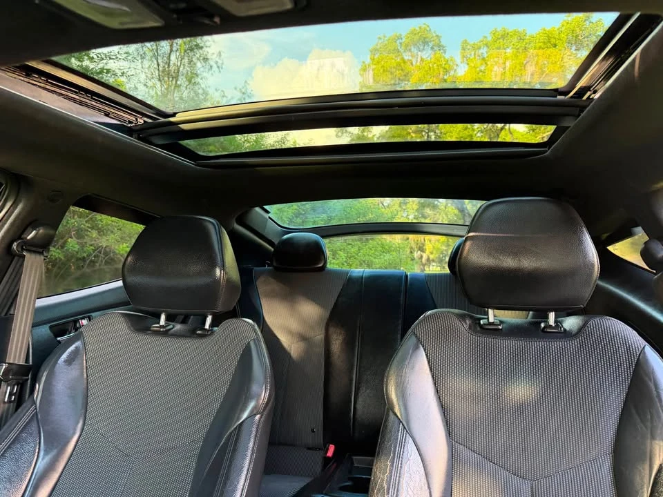 2016 Hyundai Veloster - Image 10 of 13