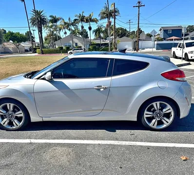 2016 Hyundai Veloster Coupe 3D