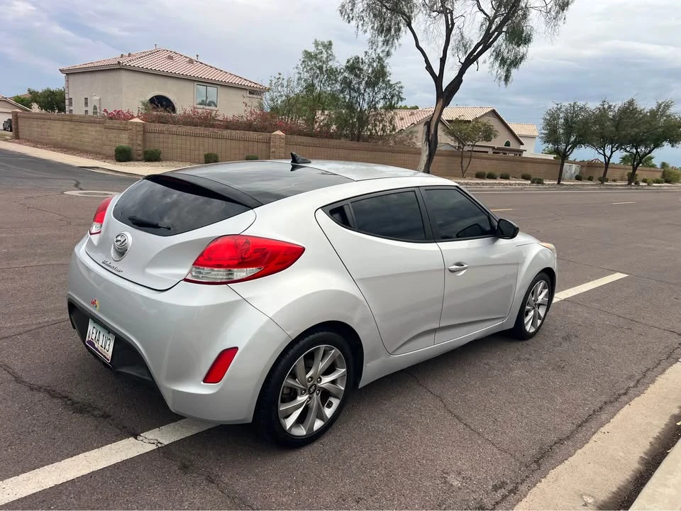 2016 Hyundai Veloster - Image 5 of 20