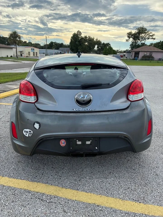 2016 Hyundai Veloster - Image 4 of 9