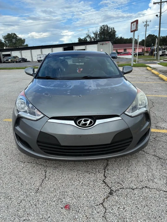 2016 Hyundai Veloster - Image 8 of 9