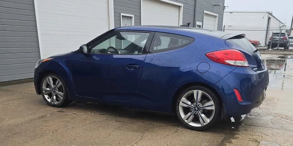 2016 Hyundai Veloster - Image 3 of 5