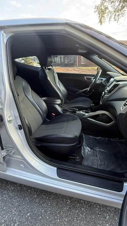 2016 Hyundai Veloster - Image 3 of 14