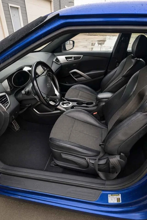 2016 Hyundai Veloster - Image 5 of 5