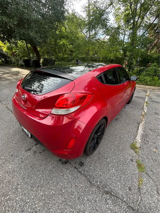 2016 Hyundai Veloster - Image 11 of 15