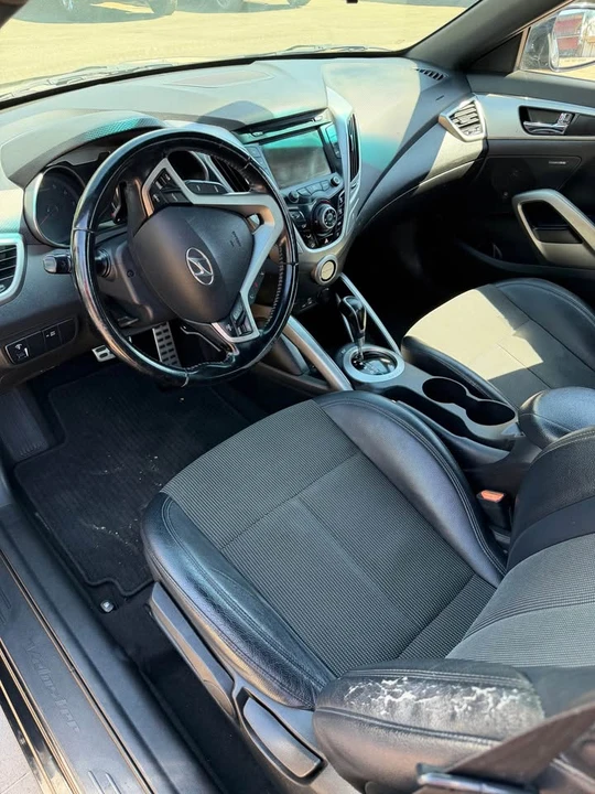 2016 Hyundai Veloster - Image 4 of 7