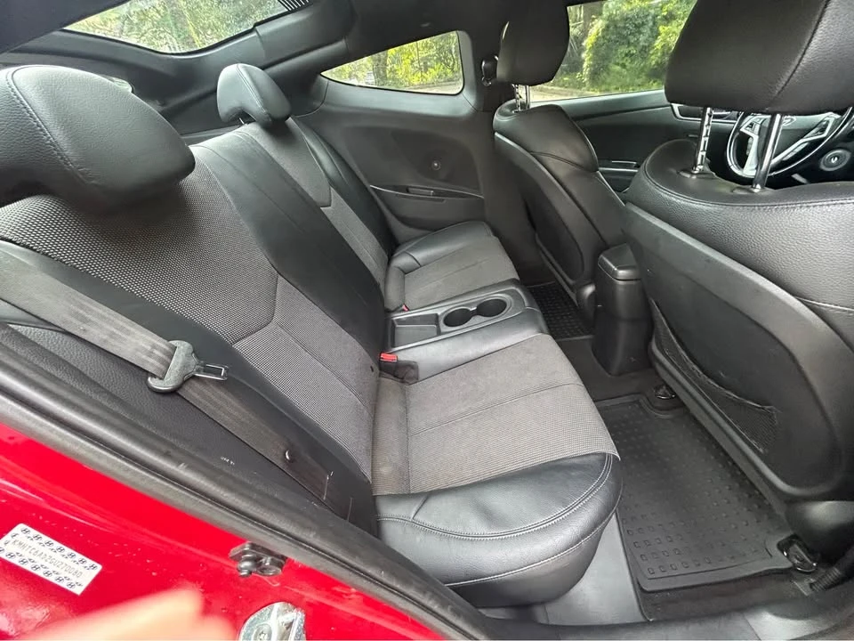 2016 Hyundai Veloster - Image 14 of 15