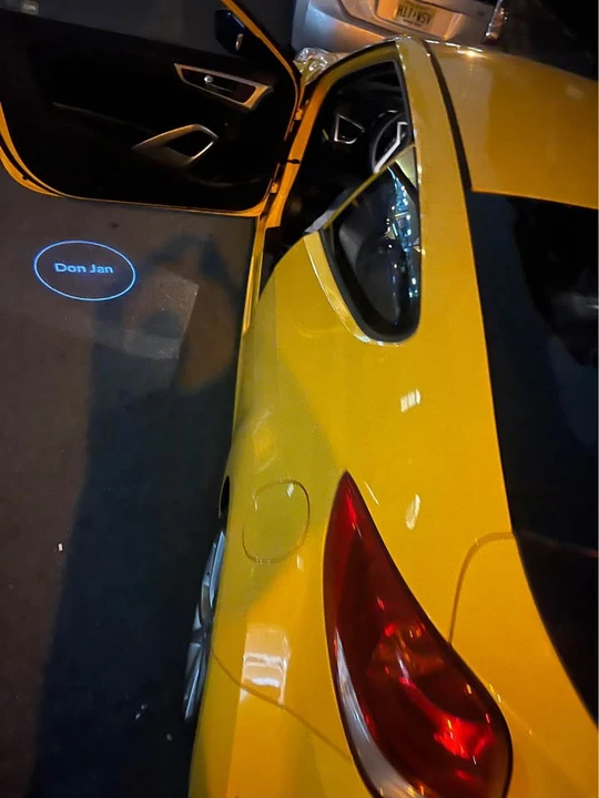 2016 Hyundai Veloster - Image 5 of 6