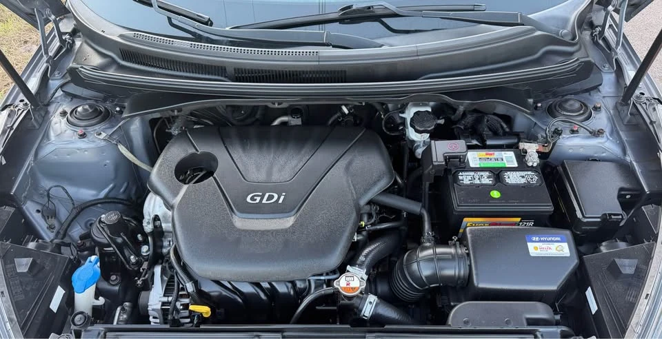 2016 Hyundai Veloster - Image 19 of 19