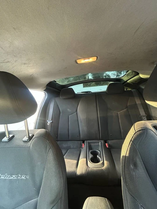 2015 Hyundai Veloster - Image 6 of 11