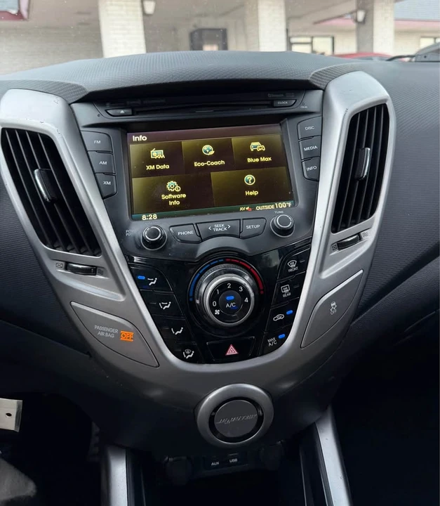2016 Hyundai Veloster - Image 6 of 17