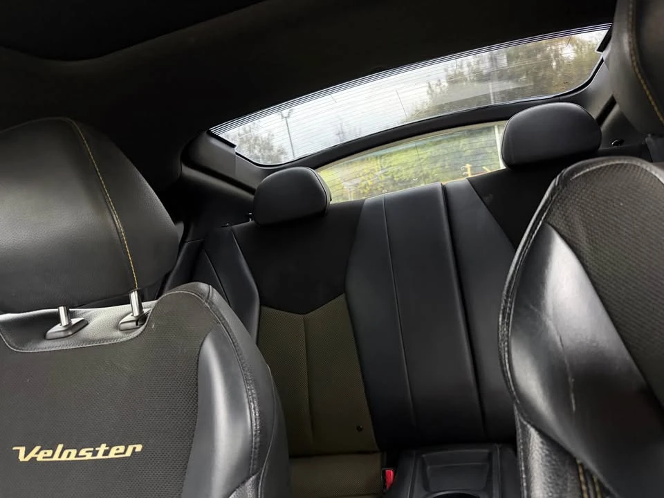 2016 Hyundai Veloster - Image 13 of 17