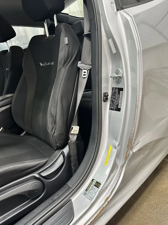 2016 Hyundai Veloster - Image 12 of 21