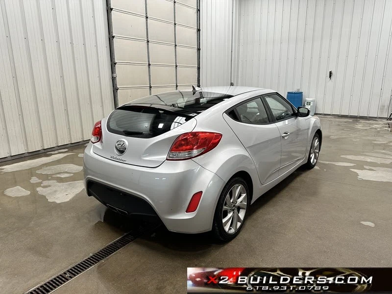 2016 Hyundai Veloster - Image 4 of 21